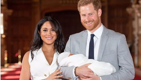 Принц Гарри и Меган Маркл показали своего новорожденного сына