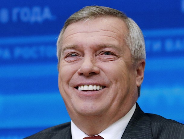 Губернатор Василий Голубев планирует остаться на своем посту и опровергает слухи